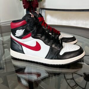 Nike Air Jordan 1 Retro High
OG Gym Red 2019 Sz 11